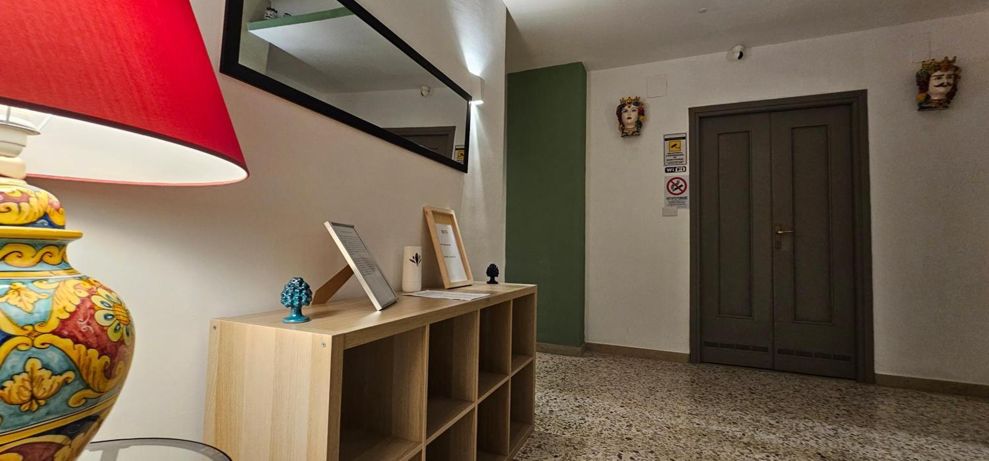 Palermo Belmonte Florio Apartment Bagian luar foto